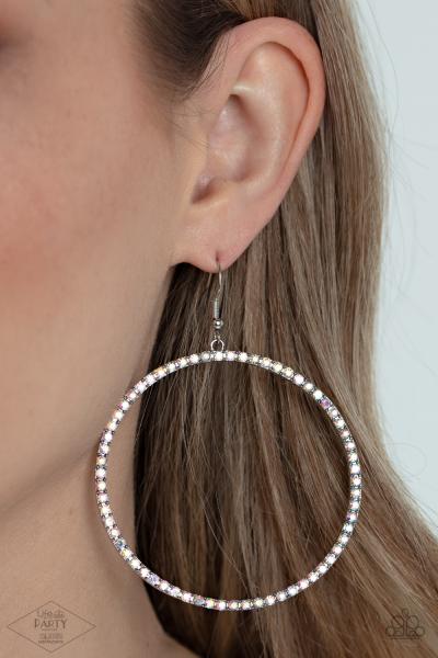 Wide Curves Ahead - Multi Earring Iridescent